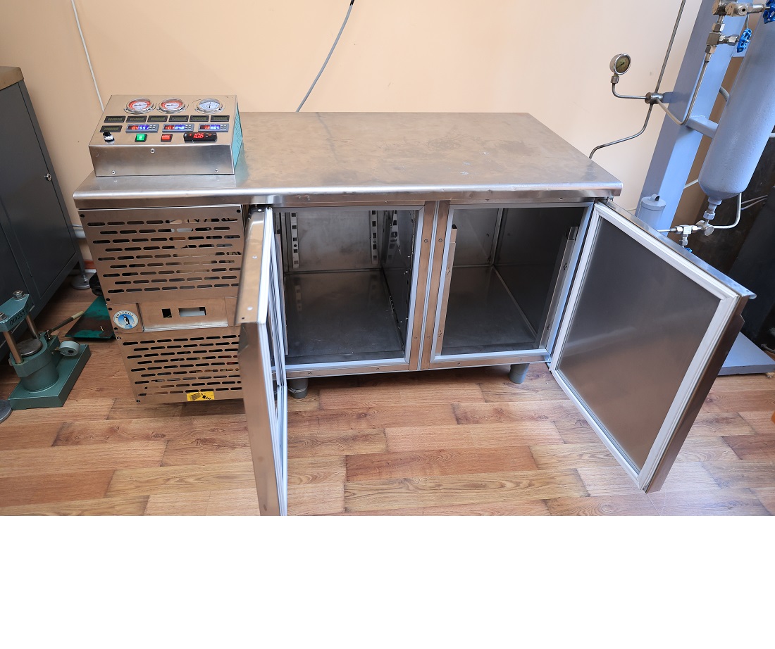 Designing and testing a heat pump unit for drying, low-temperature processing, and storing of food products